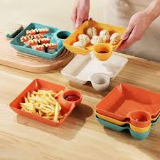 Multipurpose Snacks French Fries / Dumpling Plate with Sauce Compartment