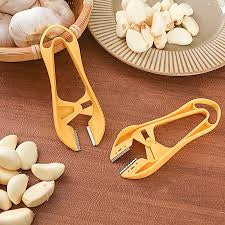Manual Garlic Peeler Clip – Easy-to-Use Practical Kitchen Gadget for Effortless Clove Peeling (Pack of 1)