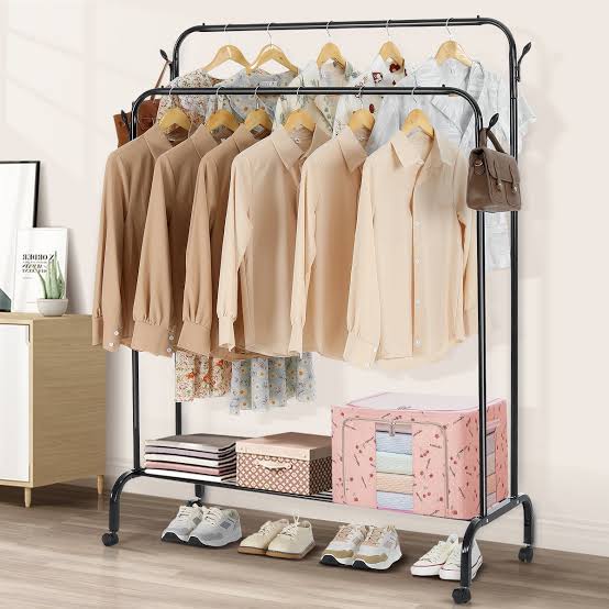 Double pole metal cloth stand